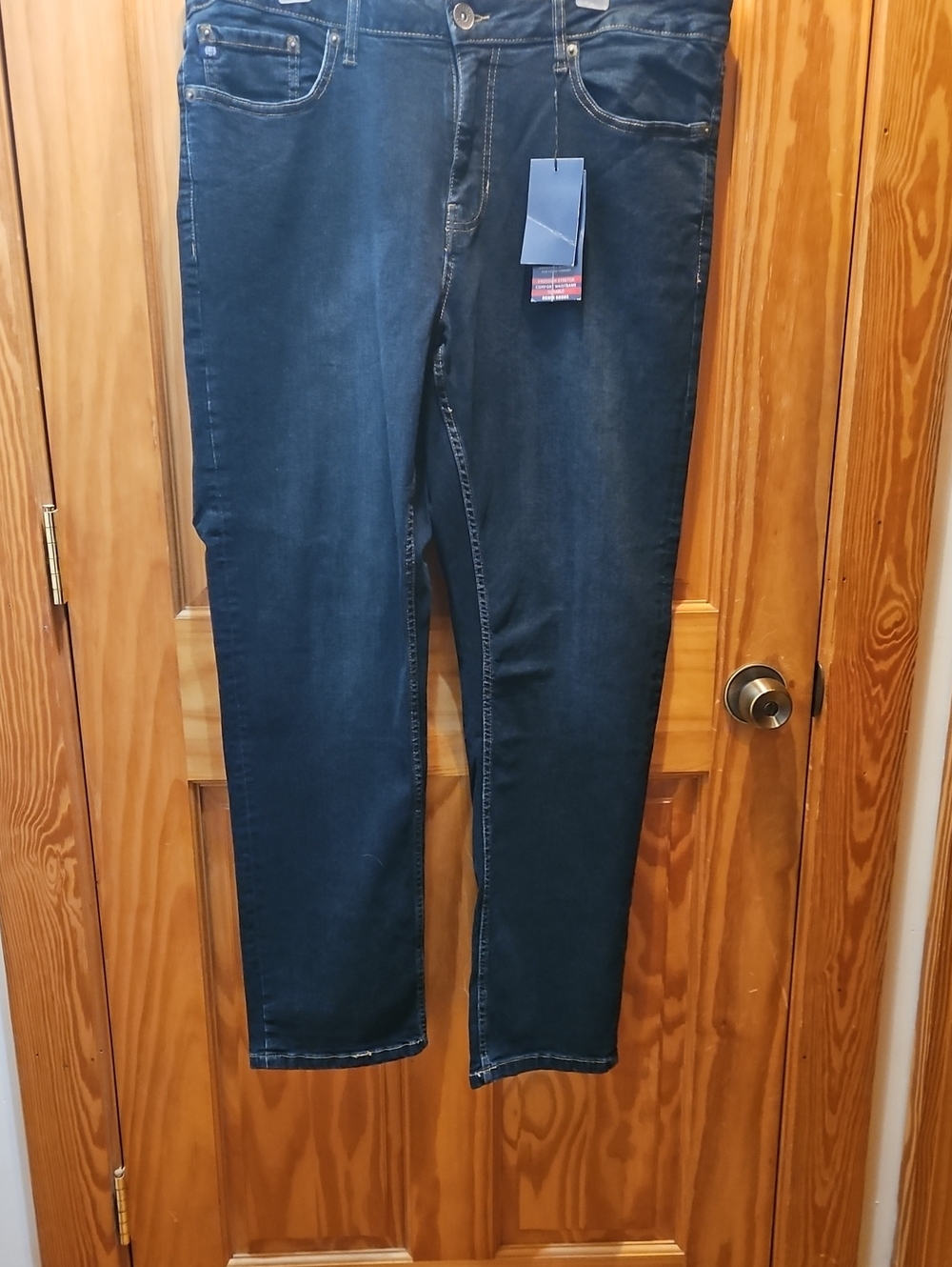 Chaps Classic Men’s Dark Blue Stretch Jeans
